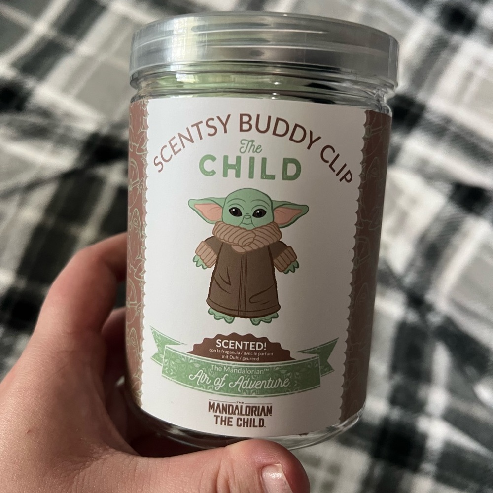 Mandalorian The Child Scentsy Clip